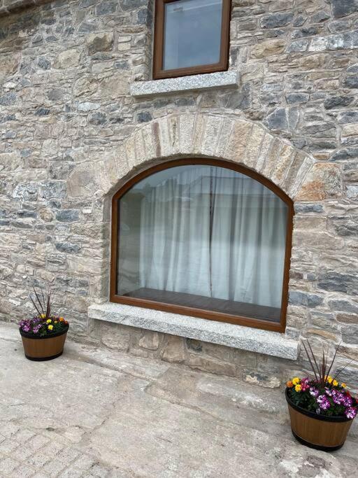 Villa Tom Rocky'S Farmyard Templemore Exterior foto