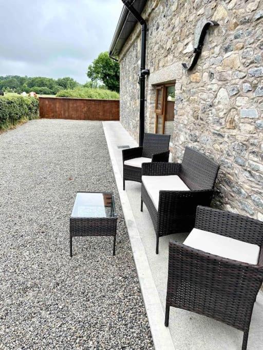 Villa Tom Rocky'S Farmyard Templemore Exterior foto